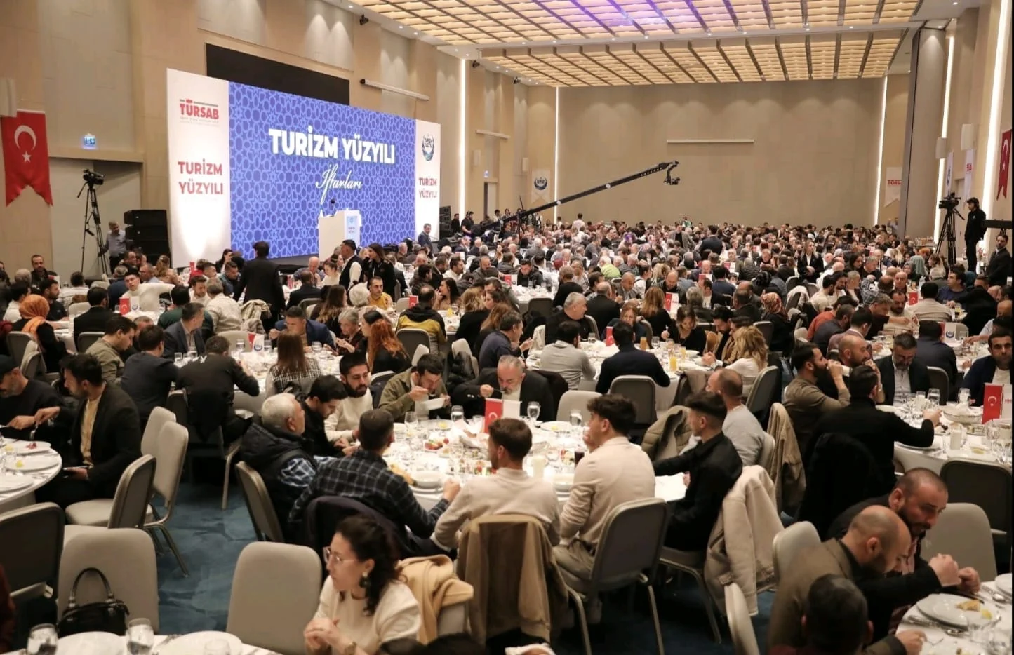 TÜRSAB, 1000 seyahat acentesini Antalya'daki iftarda buluşturdu