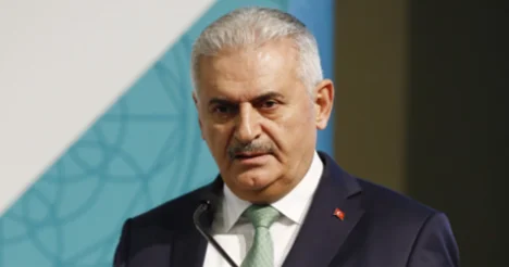 Başbakan Yıldırım: "Vizelerde sıkıntı var, sayın Başbakan"