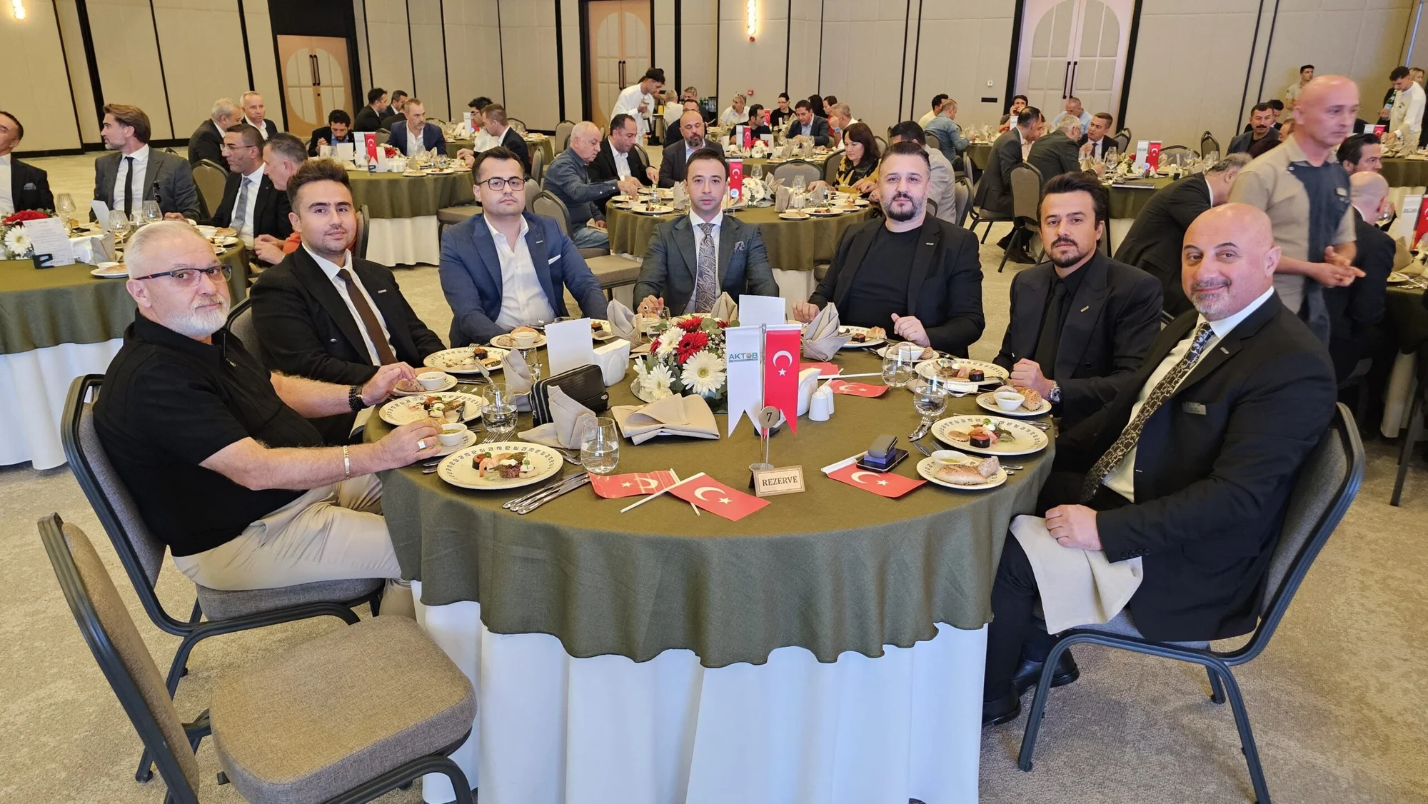 Kaan Kavaloğlu, “Atatürk ve silah arkadaşları sayesinde turizm yapıyoruz”