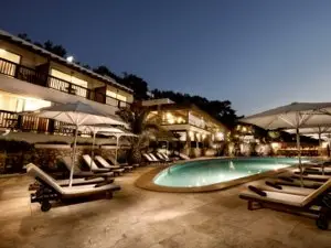 Sarpedor Otel, devleri geride bıraktı