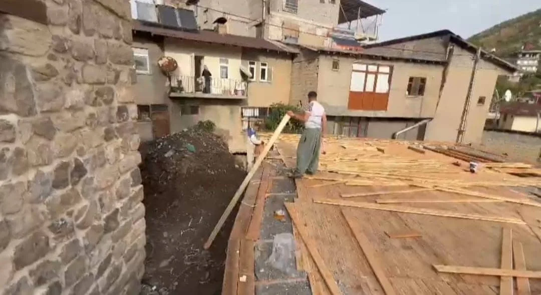 Hakkari’nin 400 yıllık kale evleri butik otel olma yolunda
