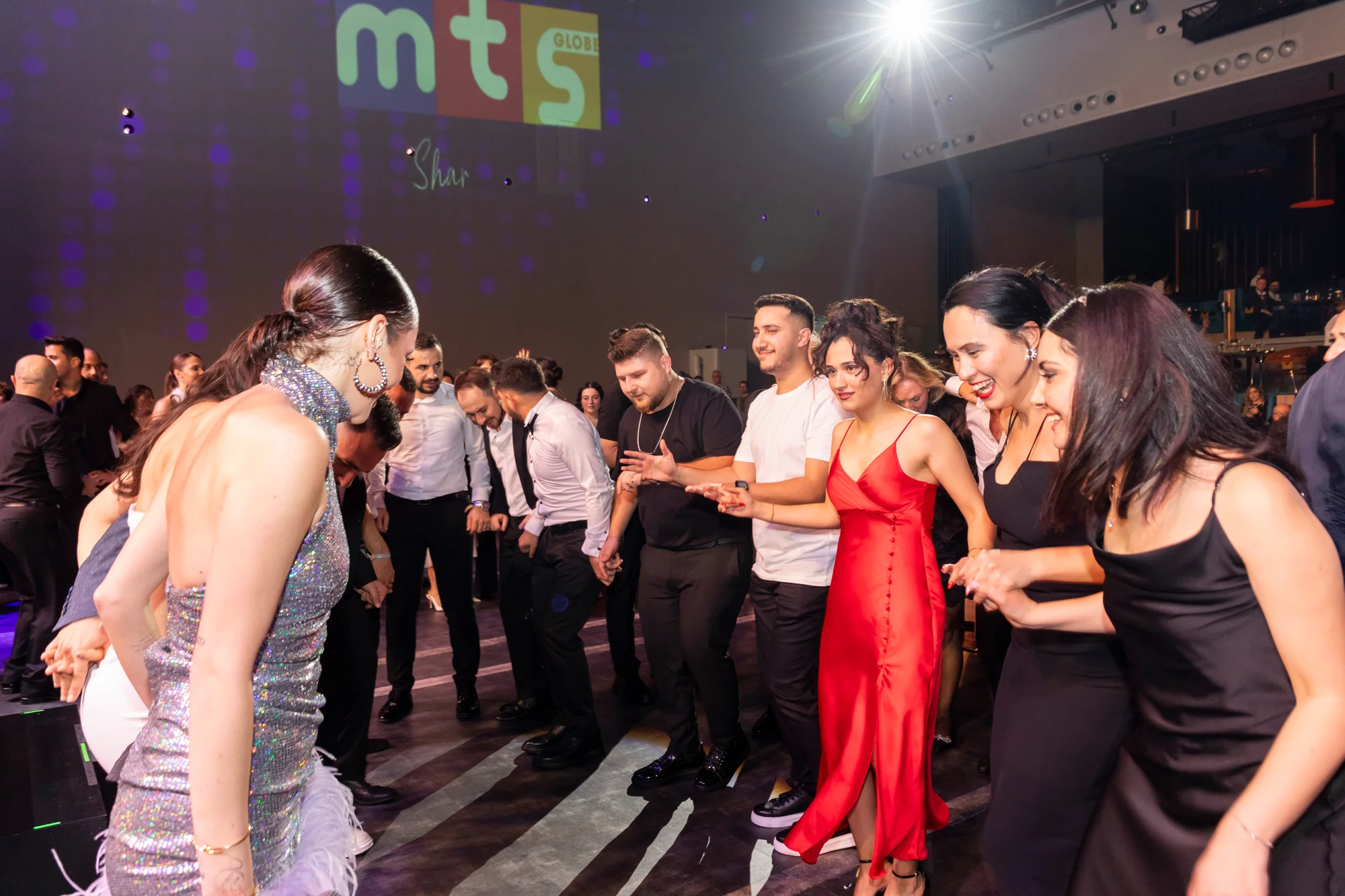 MTS Globe Türkiye, sezonu “Glamourous Night” ile Antalya’da kapattı