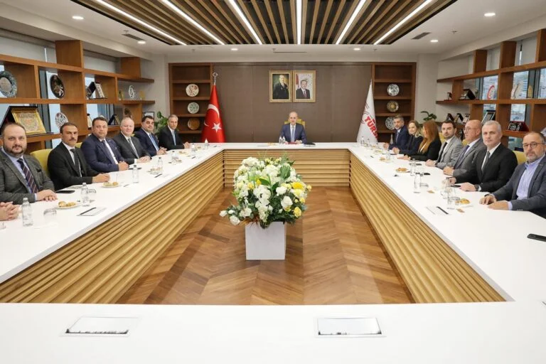 TBMM Başkanı Numan Kurtulmuş TÜRSAB’ı ziyaret etti
