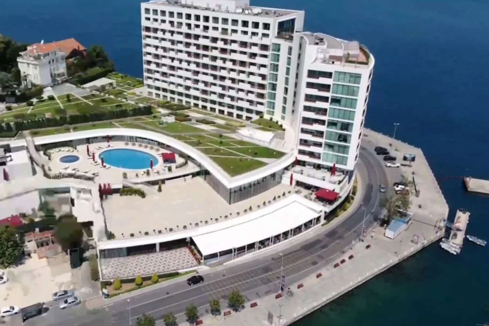 Otelin işgal ettiği arsa 398 milyon TL bedelle satışa çıktı