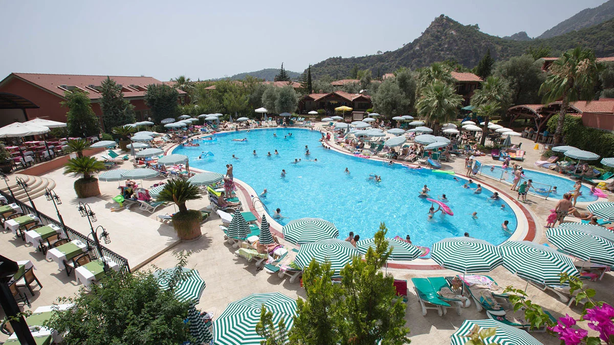 Suncity Beach Club, bu sezon 28 İngiliz düğününe ev sahipliği yapacak