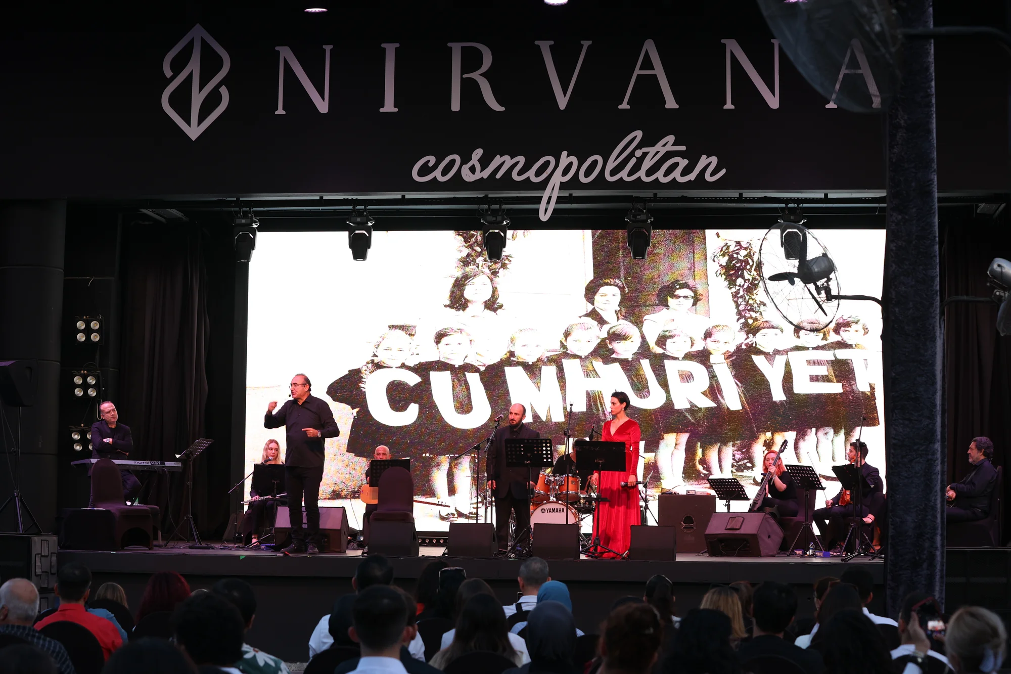Kilit Grup, Cumhuriyetin 100. yaşını coşkuyla kutladı