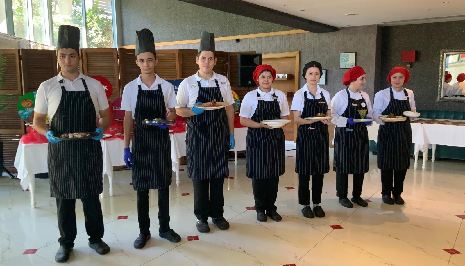 Geleceğin şefleri Limak Lara Deluxe Hotel'de hünerlerini sergiledi