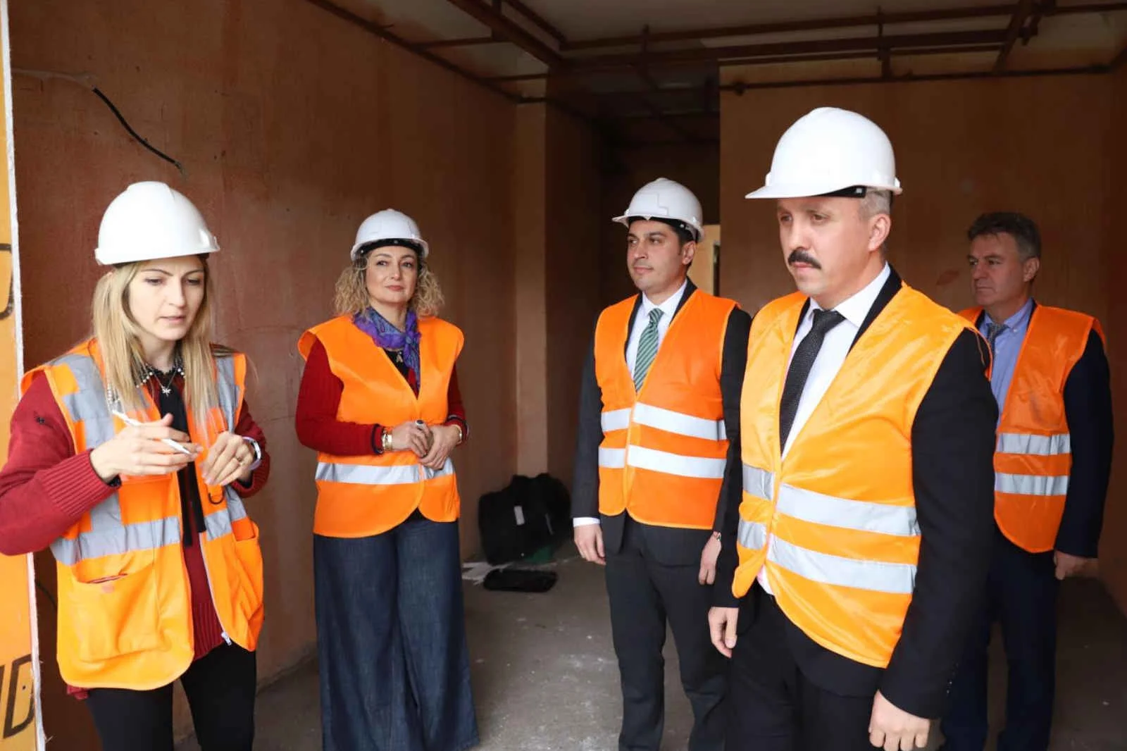 Antalya’da 30 otel bir araya gelip uygulama otelini 5 yıldızlı otele çevirdi