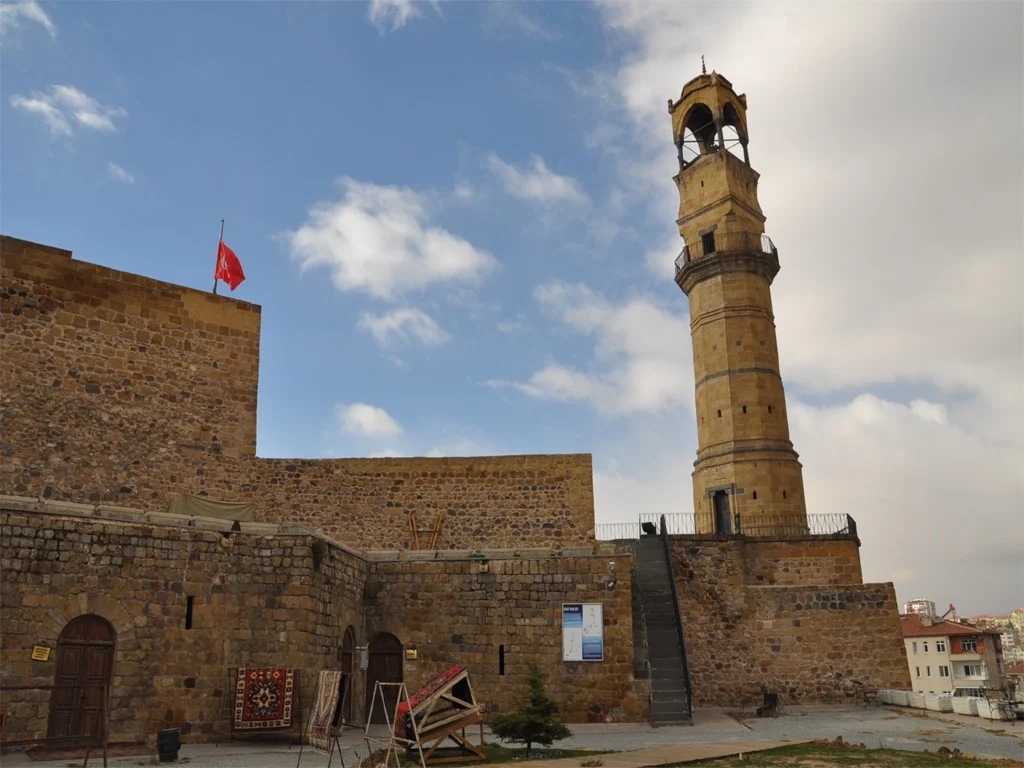 Fransız ve Belçikalı tur operatörleri Niğde'yi tanıyacak