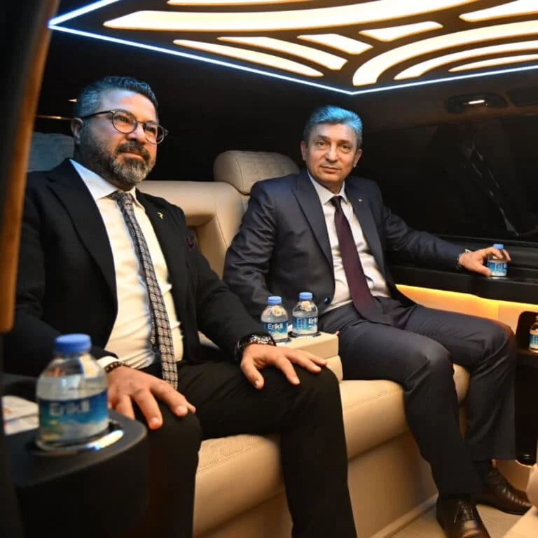 Aksu Tur’un kadın şoförleri ile turizm taşımacılığına kadın eli değiyor
