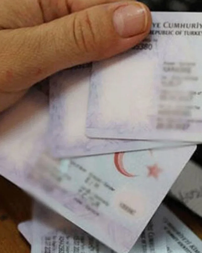 Sahte ekspertizle 687 kişinin vatandaşlık almalarını sağlamışlar: Operasyonda bir otele de el konuldu