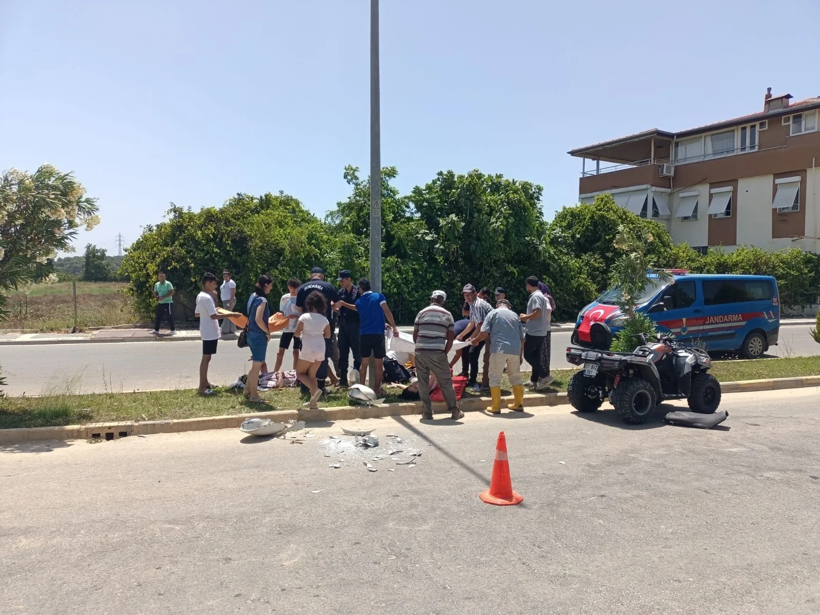 Belçikalı turistleri taşıyan ATV kontrolden çıktı