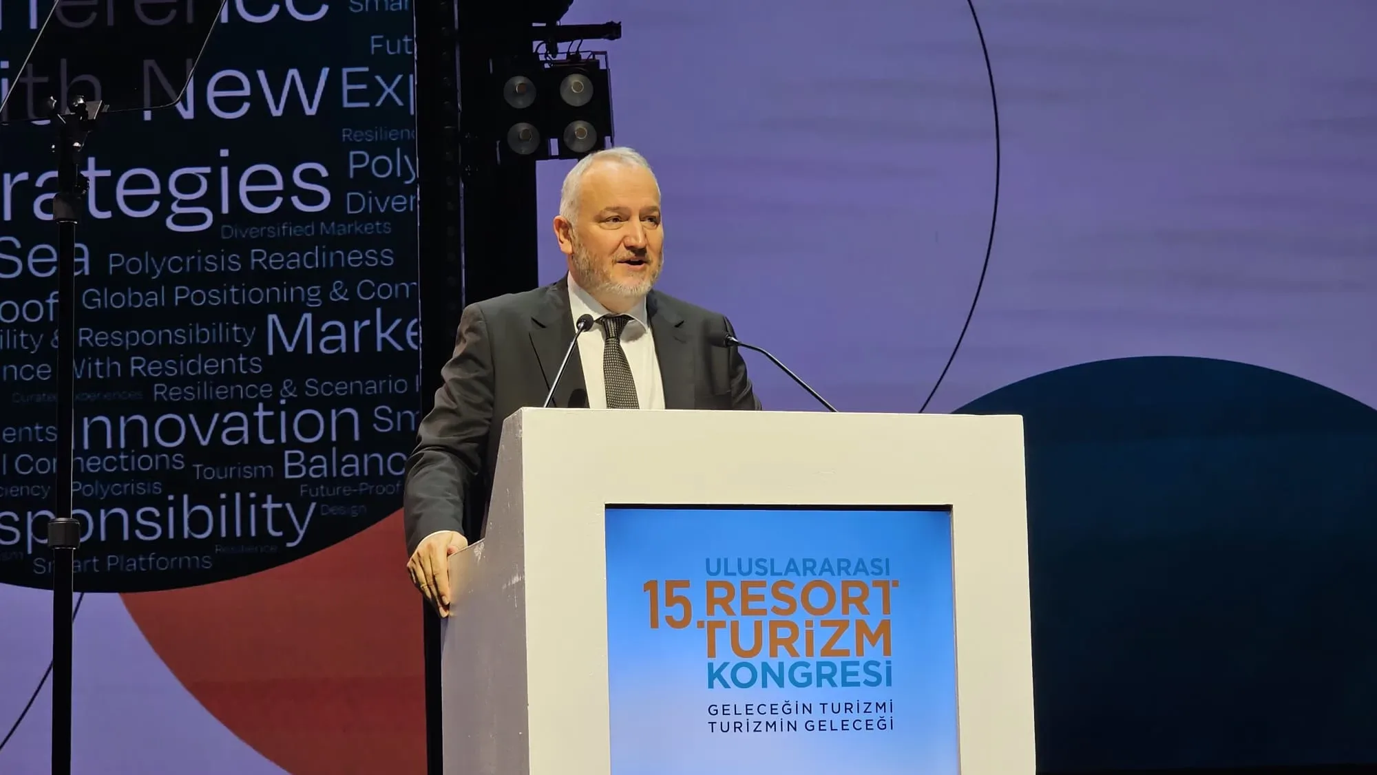 Kaan Kavaloğlu: “Turizmi yeniden tasarlamalıyız”