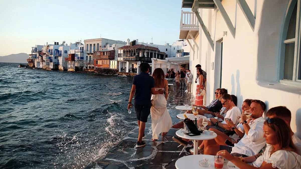 “Türk turistler Yunan Adalarına ucuzluk ya da otel için gitmiyor”