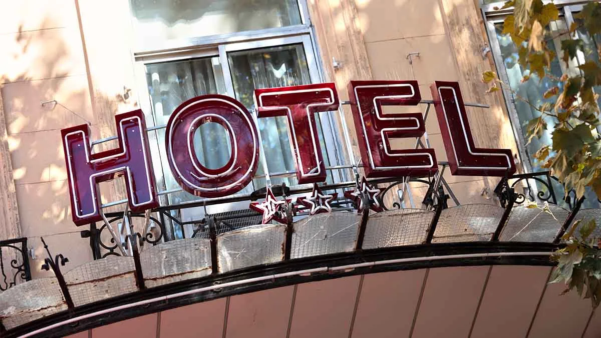 8 turizm tesisinin ruhsatı iptal edildi, 34 tesiste faaliyet durduruldu