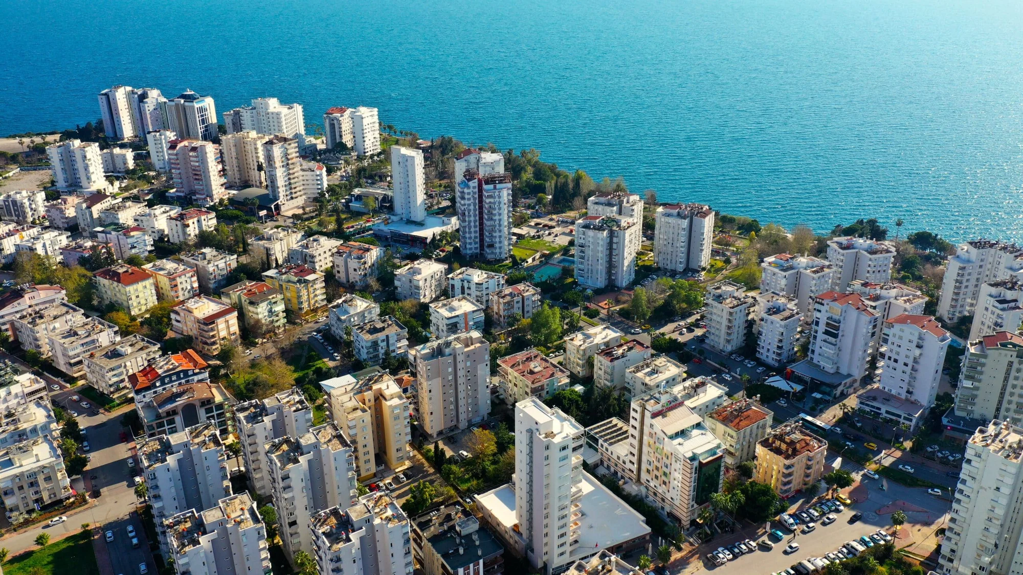 Yine en çok Antalya’da yabancıya konut satışı yapıldı