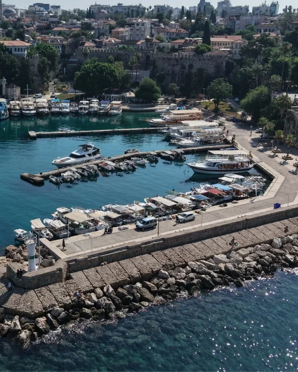 Antalya Kaleiçi'nde kruvaziyer liman için ilk adım atıldı