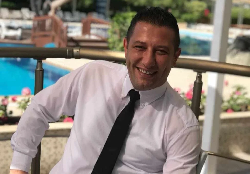 İsmail Şener, Sunland Resort Hotel'de