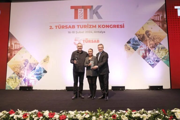 TÜRSAB Turizm Kongresi’de turizmin dünü, bugünü ve yarını konuşuldu