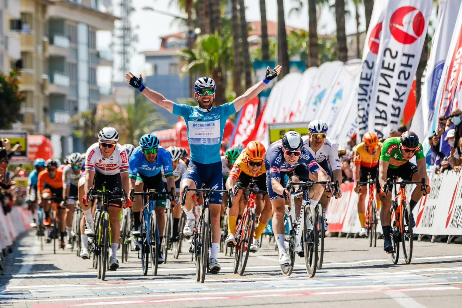36 ülke, 24 takım, 168 bisikletçi: Tour of Türkiye Antalya’da başlıyor!