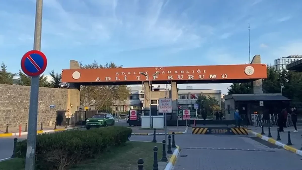 İstanbul'daki yedikleri midyeden zehirlenen ve yoğun bakımda tedavi gören anne de hayatını kaybetti