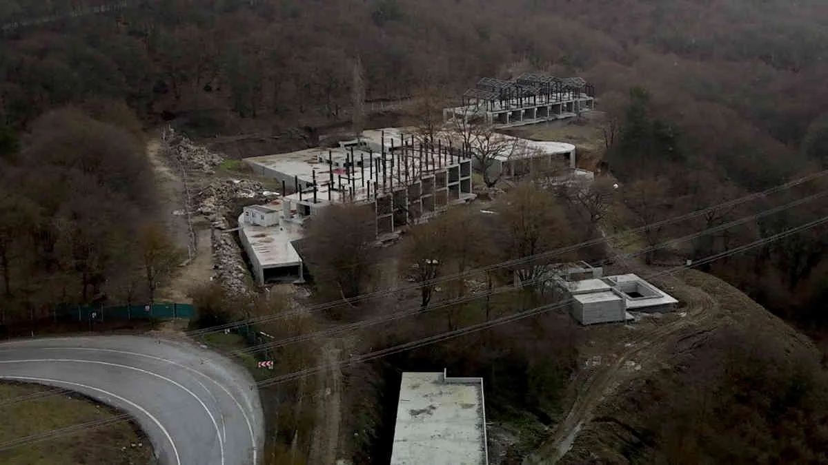 Facia otelinin sahibine ait inşaat halindeki otel, mühürlendi 