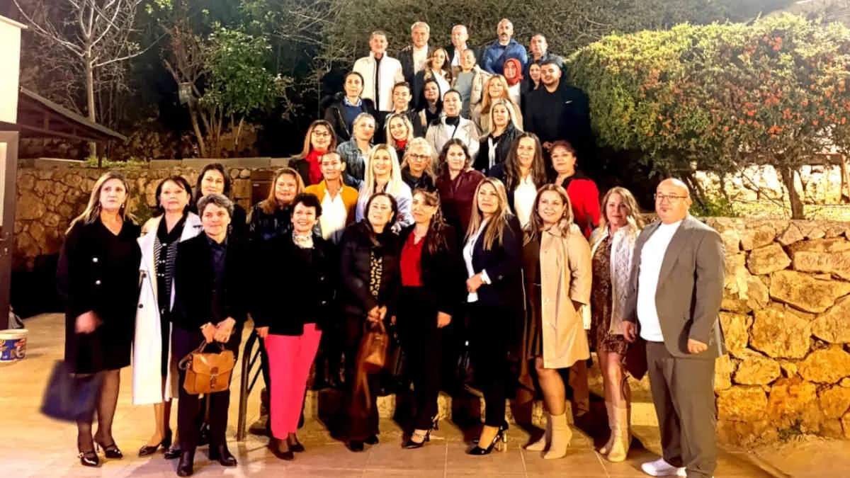 En İyi Housekeeper ve Saygı Ödülleri sahiplerini buldu