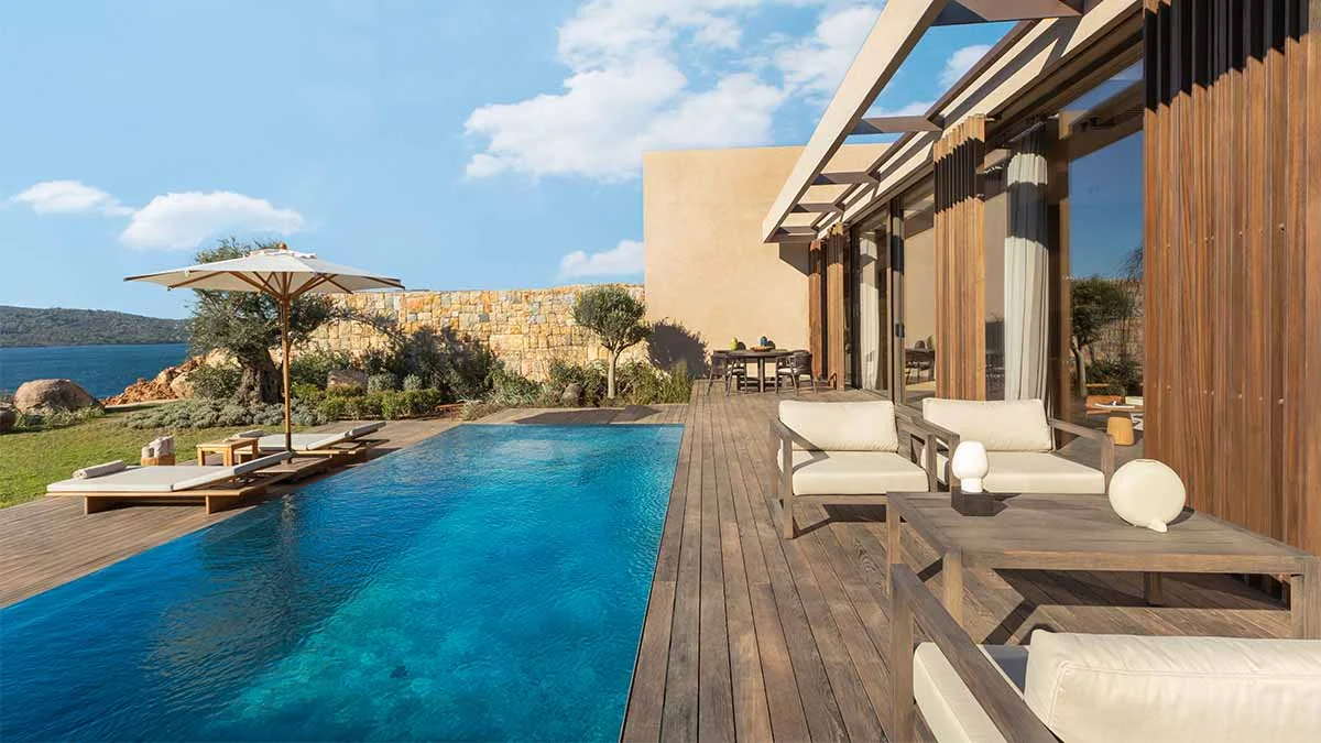 LOTİ, Lujo Hotel'in Sunset Villalarını en iyi iş ortaklarına tanıttı