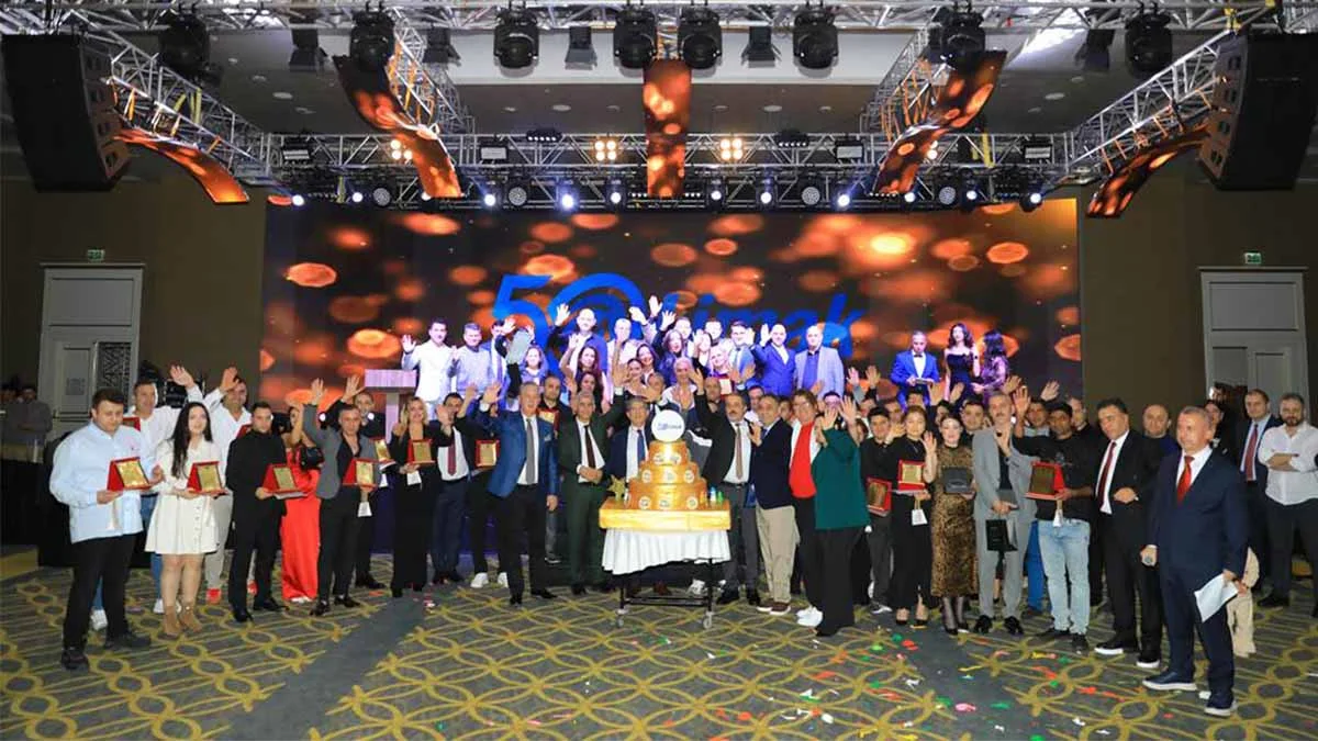 Limak Cyprus Deluxe Hotel'den 1100 kişilik personel balosu
