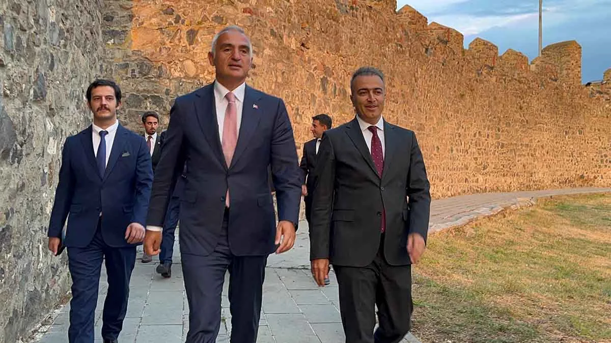 Bakan Ersoy: “Turizm kapasitemiz her geçen gün daha da yukarıya çıkıyor”